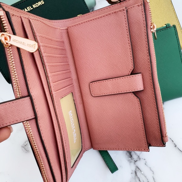 Michael kors large phone wristlet wallet - Picture 5 of 8